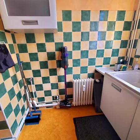 - 57m2 - Centre Apartment Montlucon